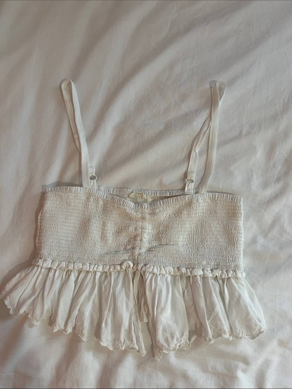 Wilfred White Smocked Ruffled Crop Top - Picture 4 of 6